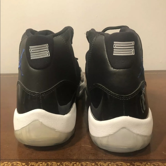 SOLD Nike Air Jordan Retro 11 XI Space Jam 2009 13 - Picture 6 of 8